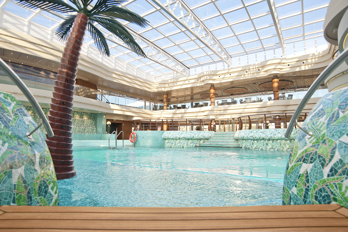 MyCruise MSC Splendida Offentlige-arealer Pool-Spa3